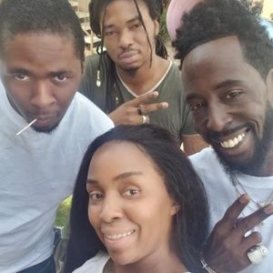 Meet your Posher, Curtis